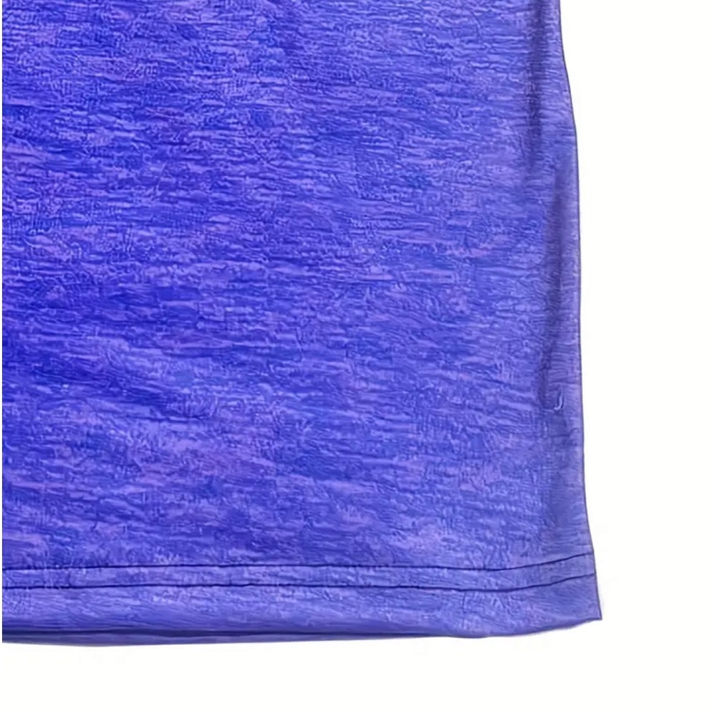Blessed • Heart Print Gradient T-Shirt - Picture 6 of 7